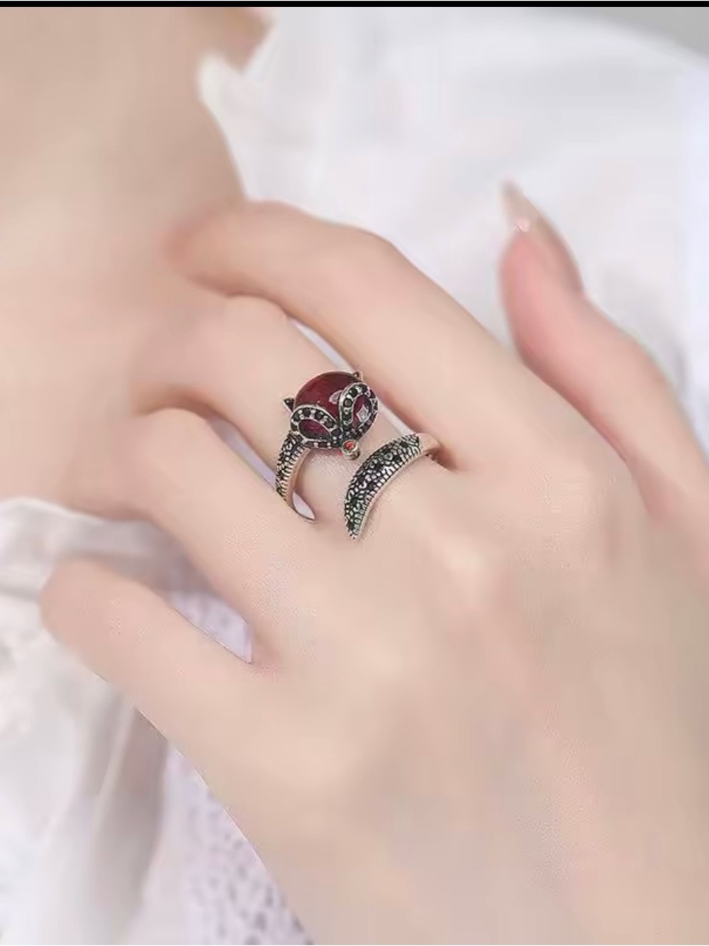 Vintage-Inspired Red Fox Wrap Ring - Women Jewelry